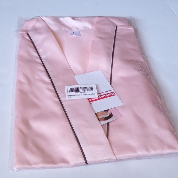 New Pink Kimono Bathrobe - Picture 9 of 10